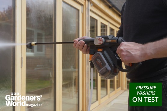 Pressure washers review page hero image